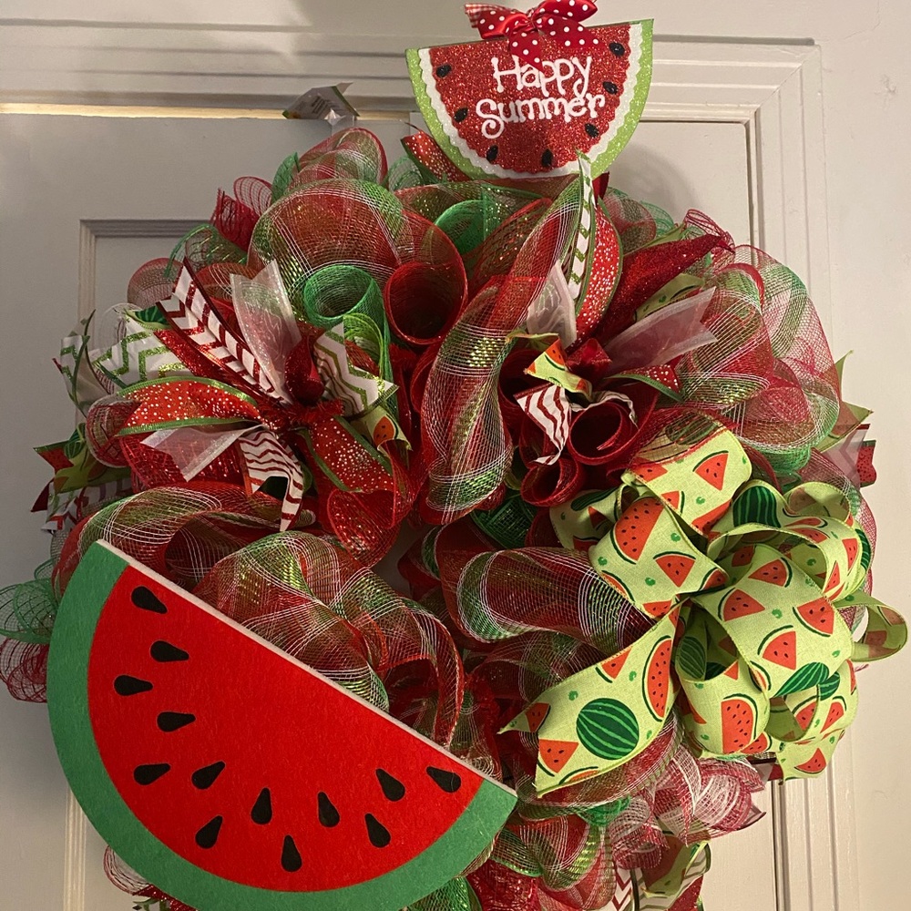 Beautiful Summertime Watermelon Wreath